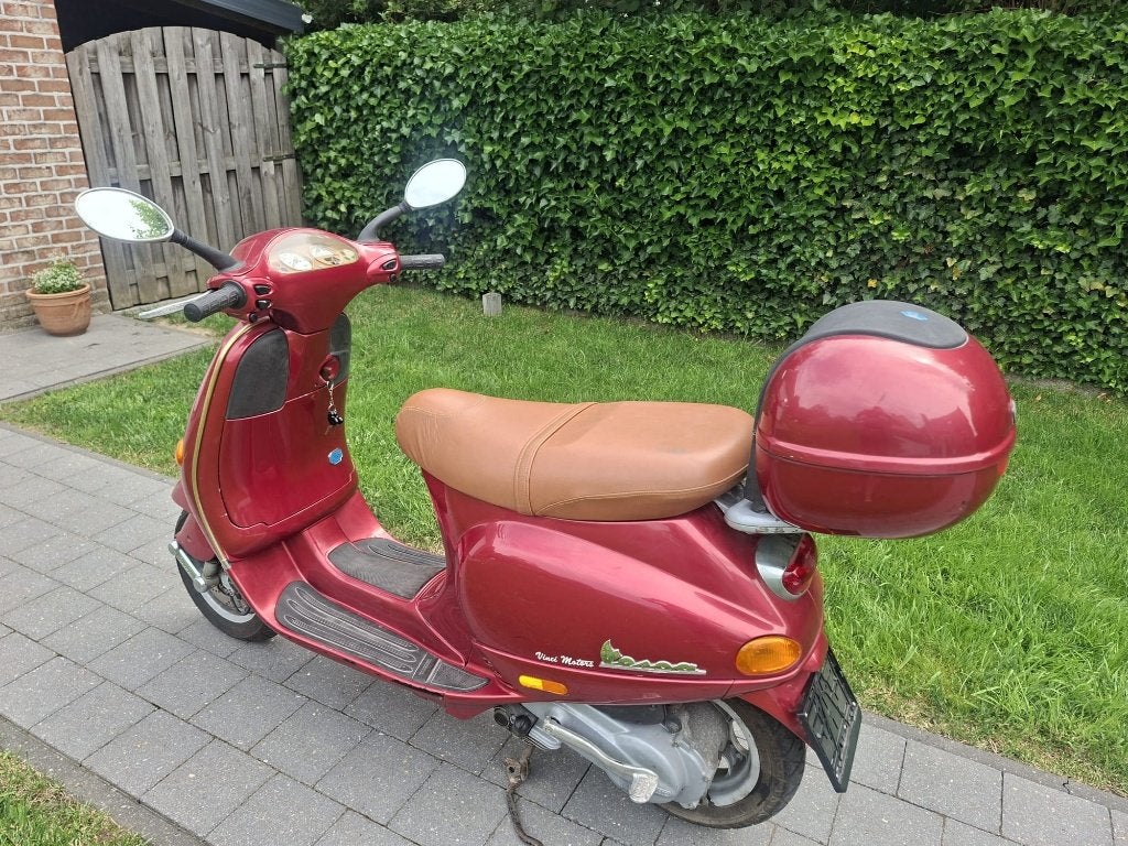 vespa piaggio, Scooter, Gebruikt, 125 cc, 11 kW of minder