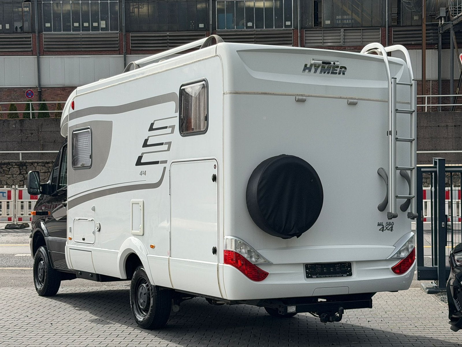 Hymer MLT 580 4x4 Mercedes Sprinter 64500km, Caravans en Kamperen, Automaat, Chemisch toilet, 6 tot 7 meter, Diesel