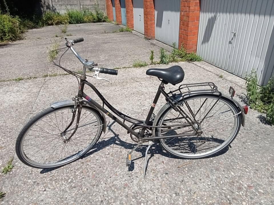 Zwarte fiets, Fietsen en Brommers, Ophalen, Gebruikt, Versnellingen