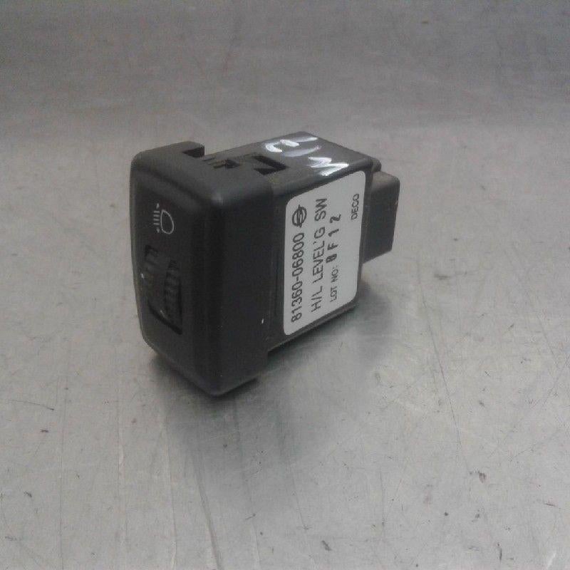 KOPLAMP IHV SCHAKELAAR Korando Cabrio (KJ) (|8136006800|), Auto-onderdelen, Gebruikt, Ssangyong