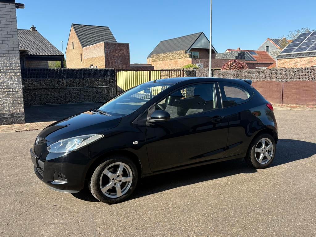 Mazda 2  1.4 Diesel (2011) – €2.950, Auto's, Mazda, 50 kW, Zwart, Zwart, Bedrijf