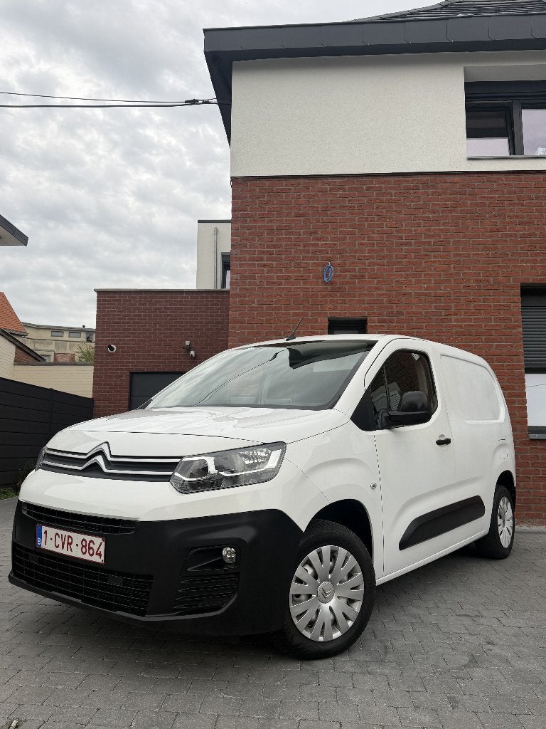 Citroen Berlingo 1.6HDI GPS 3-zits klaar voor registratie, Auto's, Voorwielaandrijving, Dealer onderhouden, Stof, Euro 6