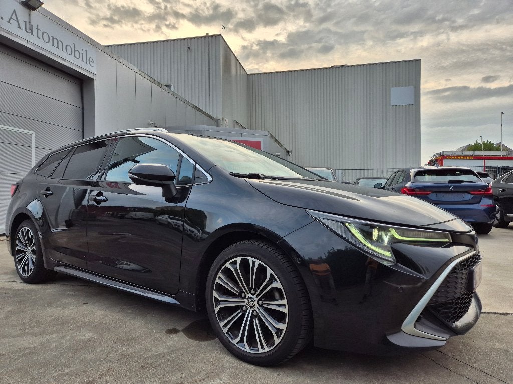 Toyota Corolla SW 1.8i AUTOM HEV HYBRID / PACK SPORT  2023 !, Auto's, Automaat, Dealer onderhouden, 4 cilinders, Corolla