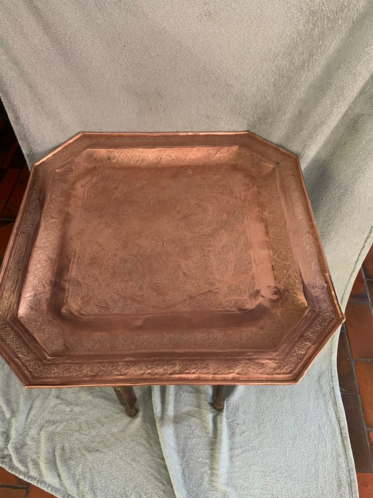 Table, Enlèvement ou Envoi
