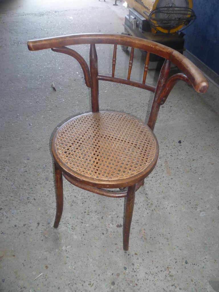 THONET STOEL, Ophalen