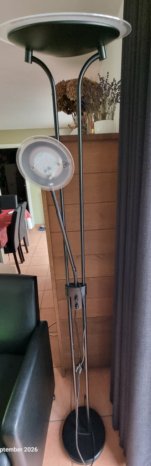 Lampe sur pied, Enlèvement