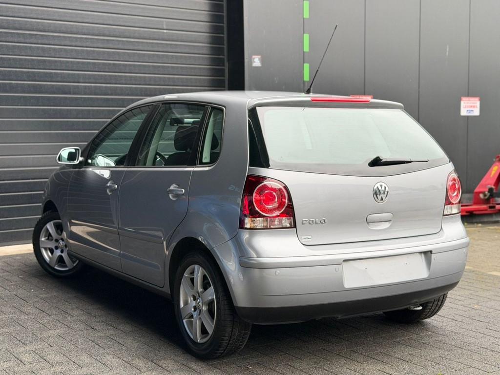 Volkswagen Polo 1.2i Trendline Slecht 29DKM Gekeurd vvk, Autos, Argent ou Gris, Achat, 4 portes, Entreprise
