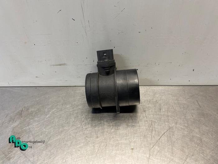 Compteur de masse d'air d'un Volkswagen Golf (Golf 97-), Autos : Pièces & Accessoires, Volkswagen, -, 3 mois de garantie, Utilisé