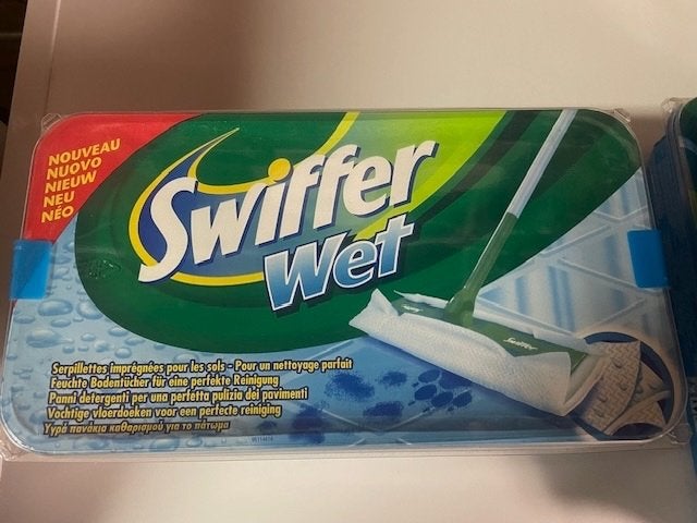 Swiffer Wet - vochtige vloerdoeken, Huis en Inrichting, Schoonmaakartikelen, Ophalen, Schoonmaakmiddel