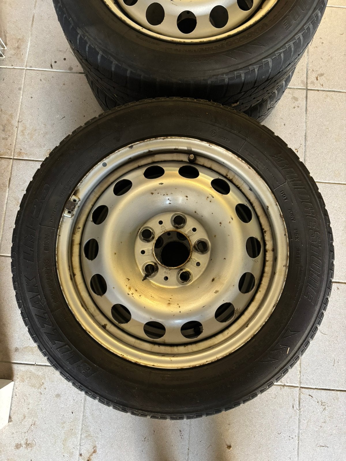 4 Winterbanden + velg (mini countryman), Auto-onderdelen, Ophalen, Gebruikt, Banden en Velgen, Winterbanden