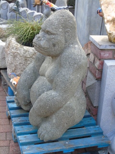 statue gorille en pierre , taillé dans la mase ., Enlèvement, Neuf, Pierre, Animal