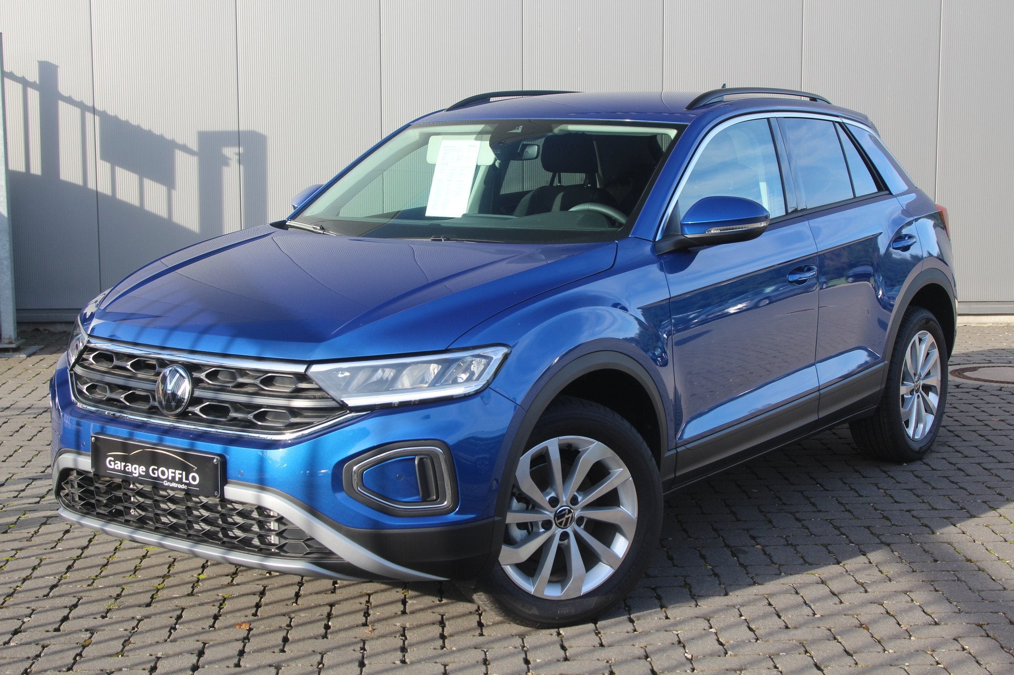 Volkswagen T-Roc 1.5 TSI DSG Style - 10KM - 2025 - NIEUW!, Neuf, Achat, Carnet d'entretien, Noir