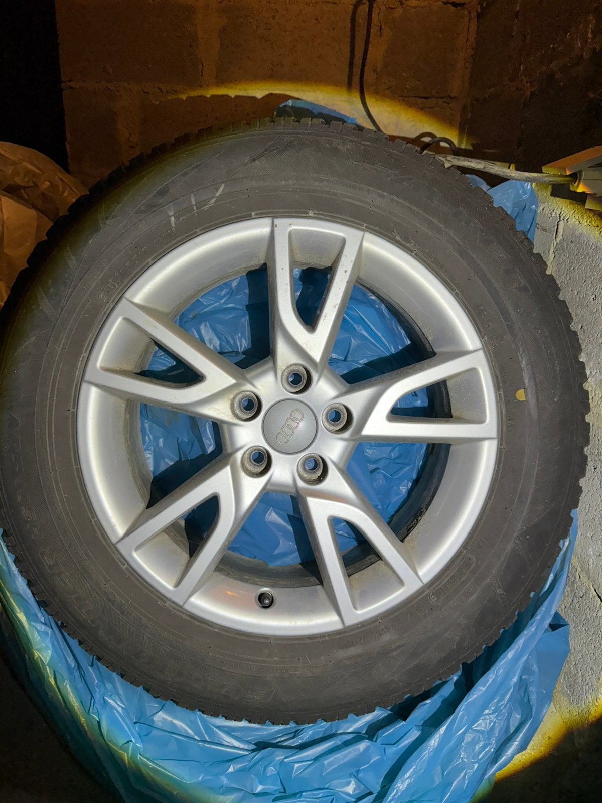 4 roues sur jantes alu et pneus hiver Falken, Autos : Pièces & Accessoires, Pneus et Jantes, Véhicule de tourisme, 17 pouces, Enlèvement