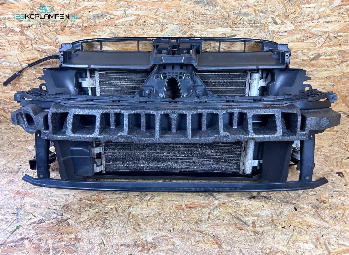 VW Volkswagen Passat B8 1.6 TDI Voorfront koelerpakket radia, Ophalen, Gebruikt, -, Volkswagen