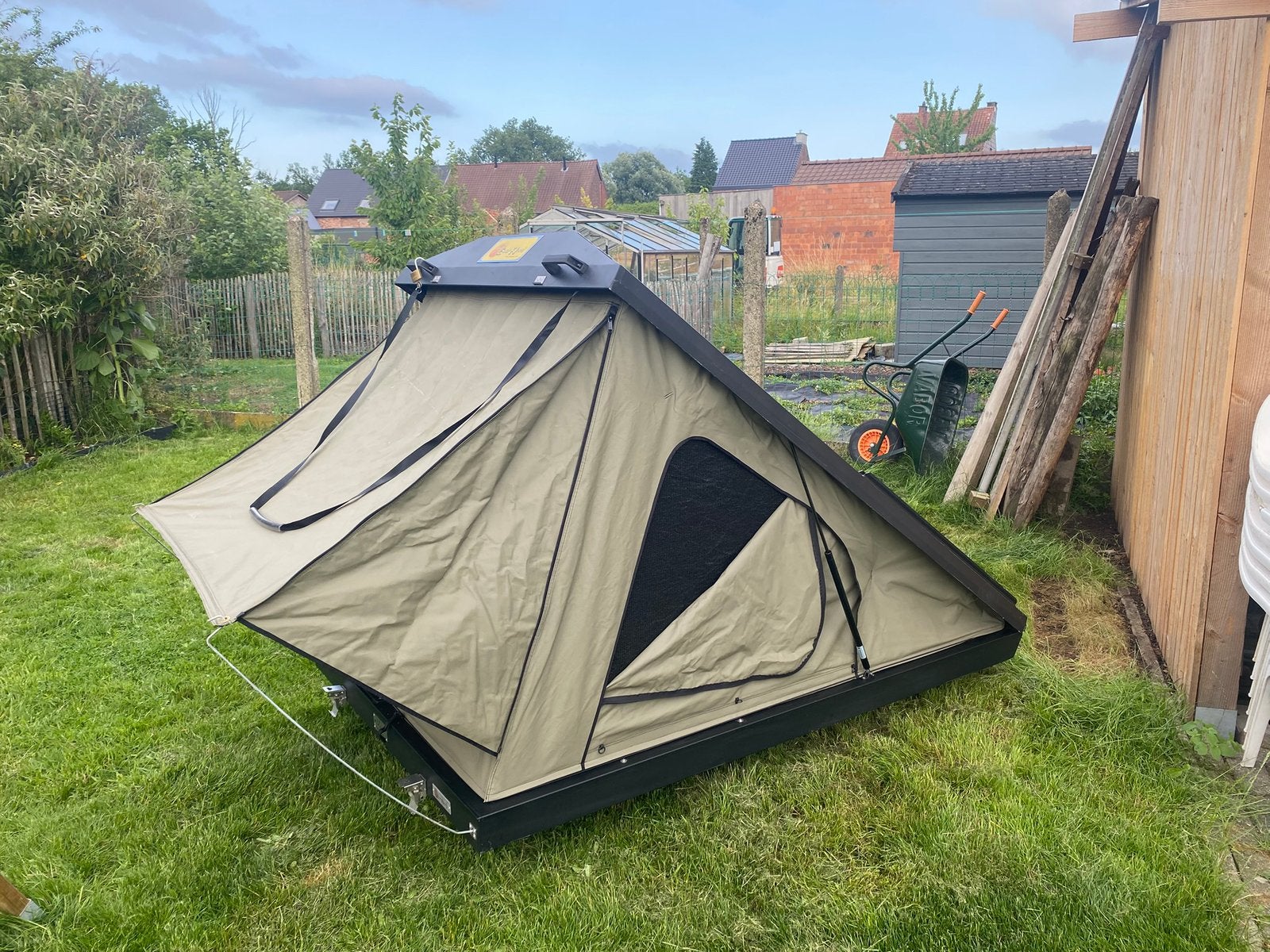 Daktent Eezi Awn Blade, Enlèvement, Utilisé
