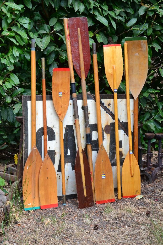 vieilles rames en bois, Enlèvement