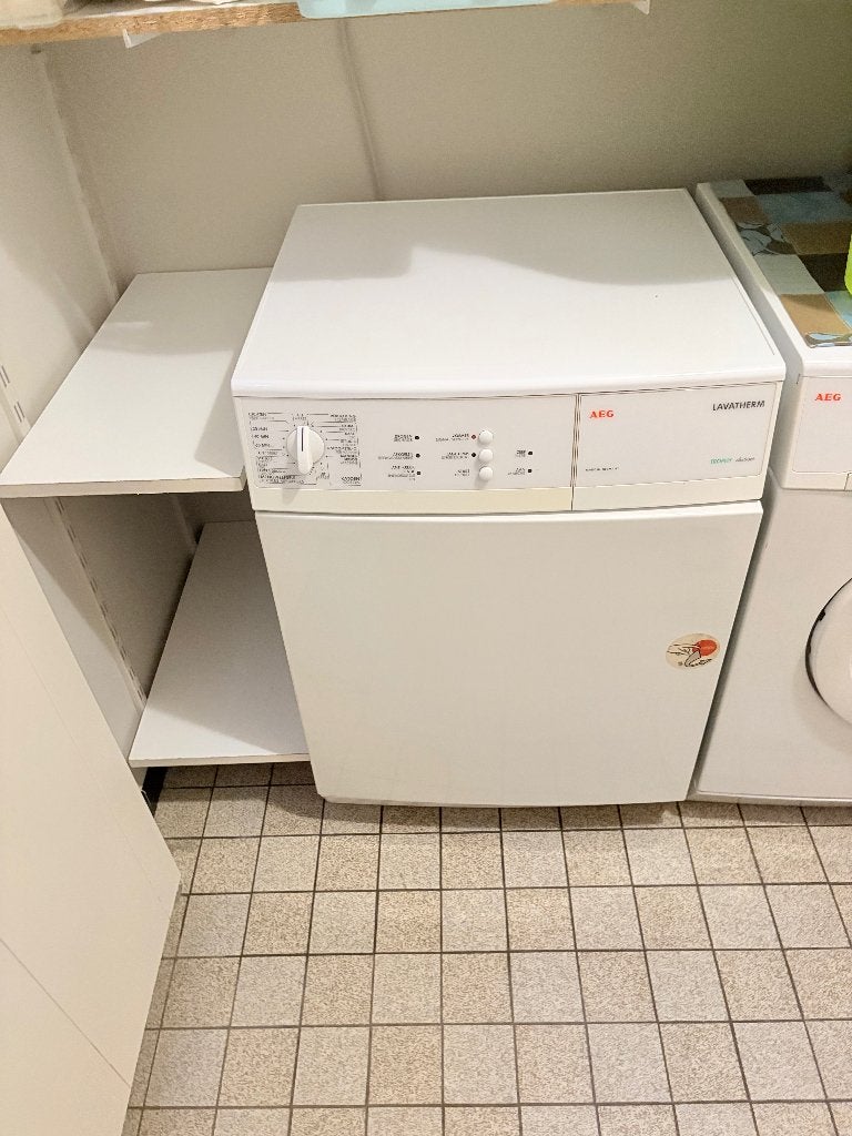 Droogkast AEG, Ophalen, Gebruikt, Luchtafvoer, 4 tot 6 kg