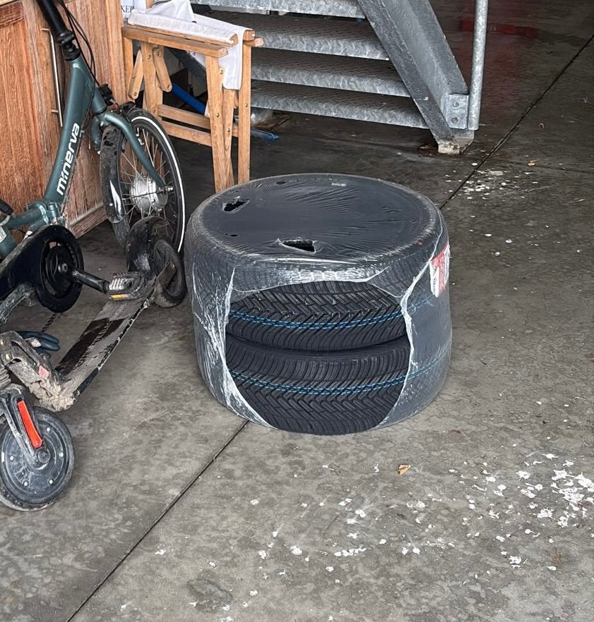 Autobanden 205/45 R17 88 W XL, Auto-onderdelen, Ophalen of Verzenden, Band(en)