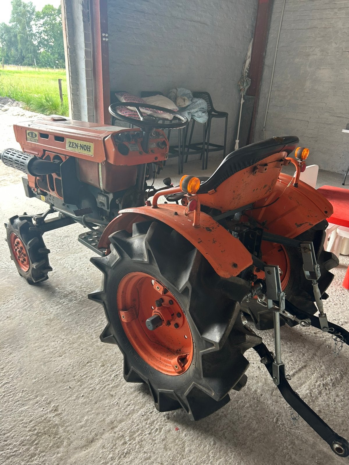 Minitractor, Enlèvement