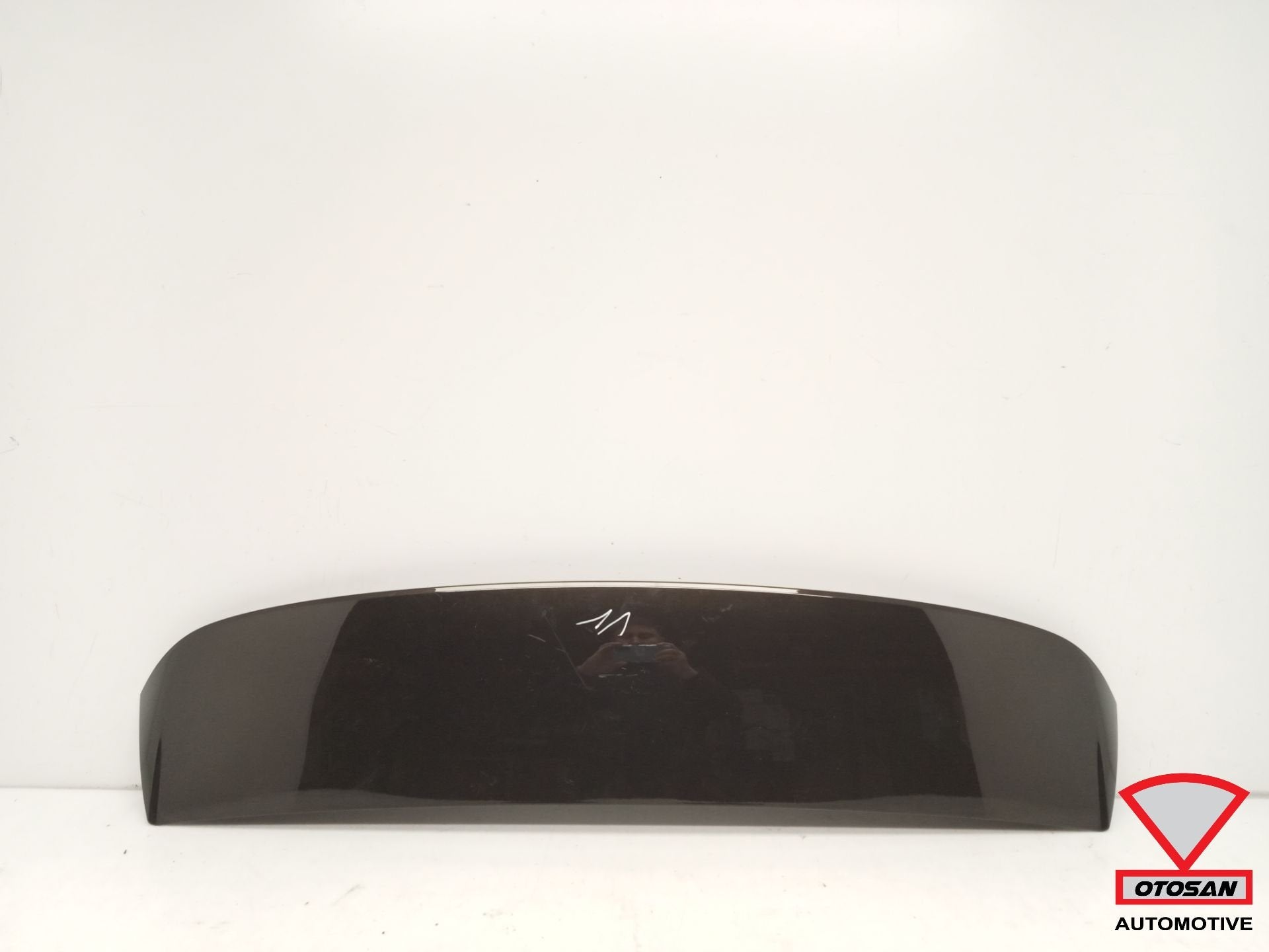 Becquet arri re pour BMW S rie 3 G21 Touring 51627453468, Petuelring 130
80788  Munich, DE, Info@bmw.de, Utilisé, Porte