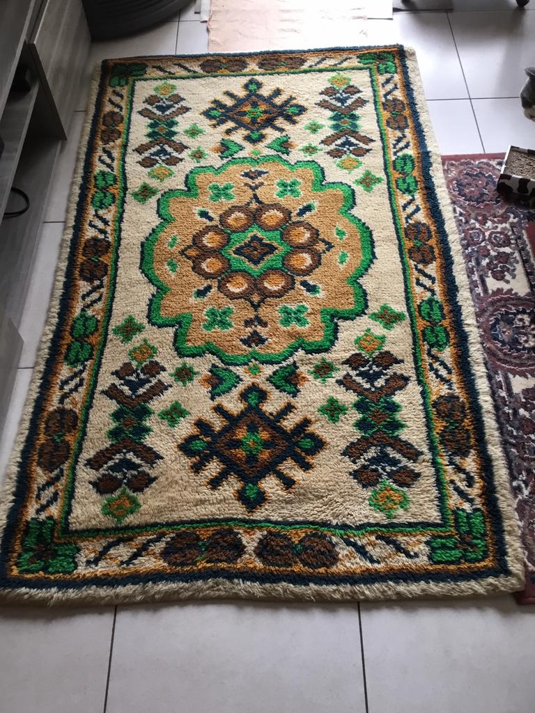Tapijt ongeveer 1,03m x 2,10, Enlèvement