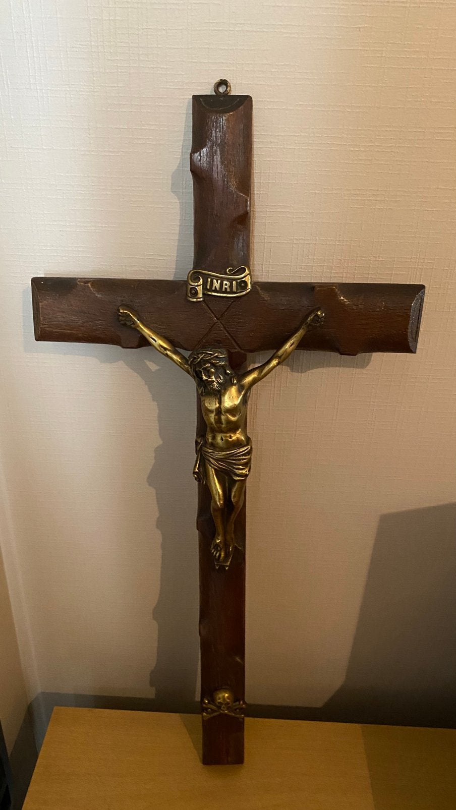 Antiek groot Christus kruis, Ophalen