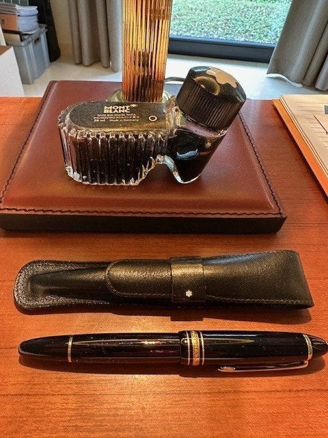 Stylo Montblanc Meisterstück, Collections, Avec boîte, Stylo, Utilisé, Mont Blanc