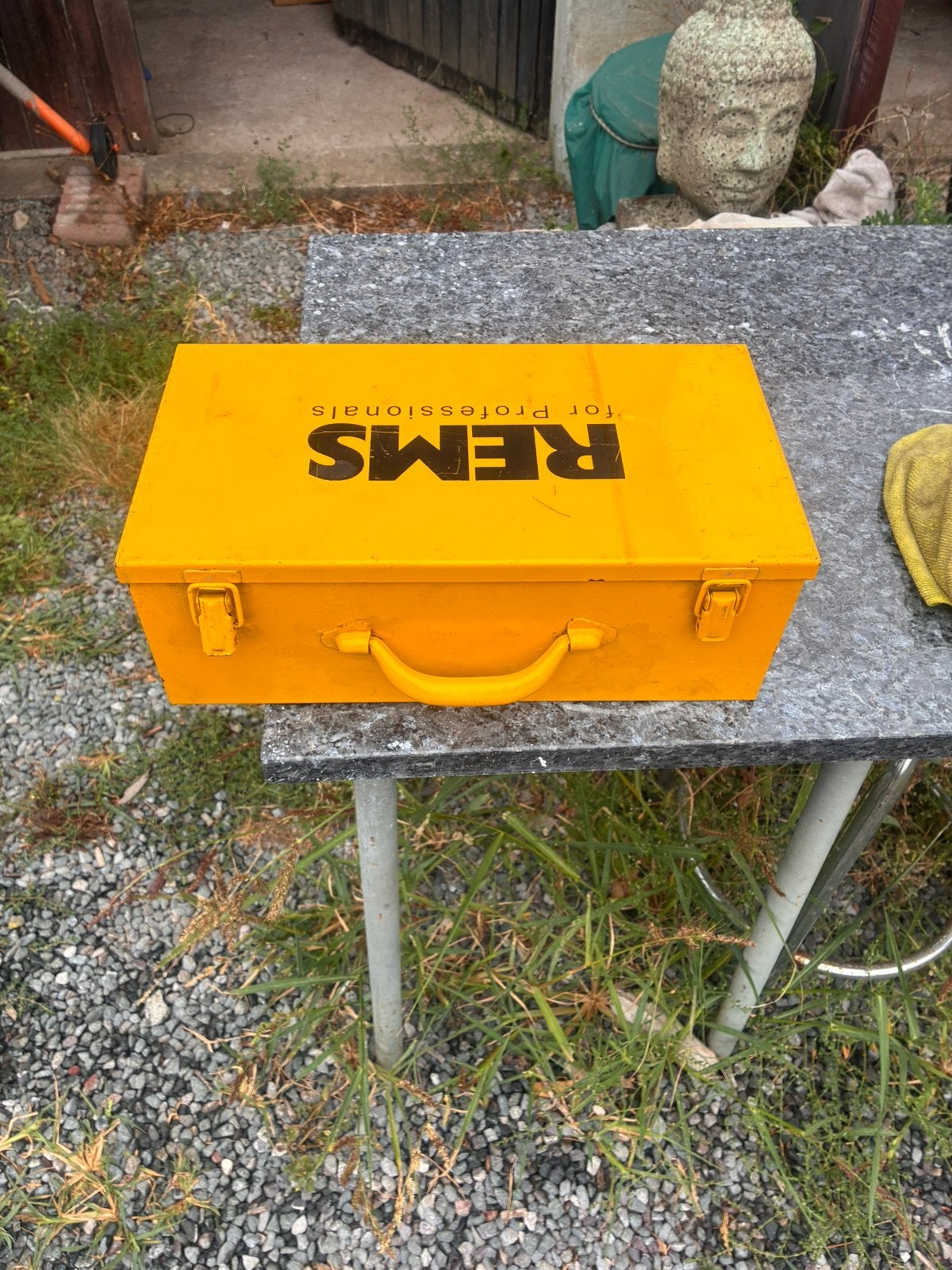 Outil de sertissage, Enlèvement, Utilisé