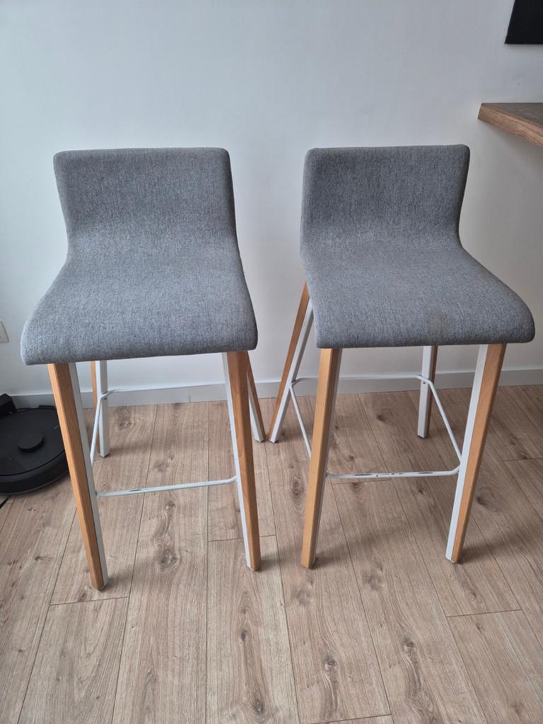 2 barkrukken, 2 krukken, Ophalen, Hout