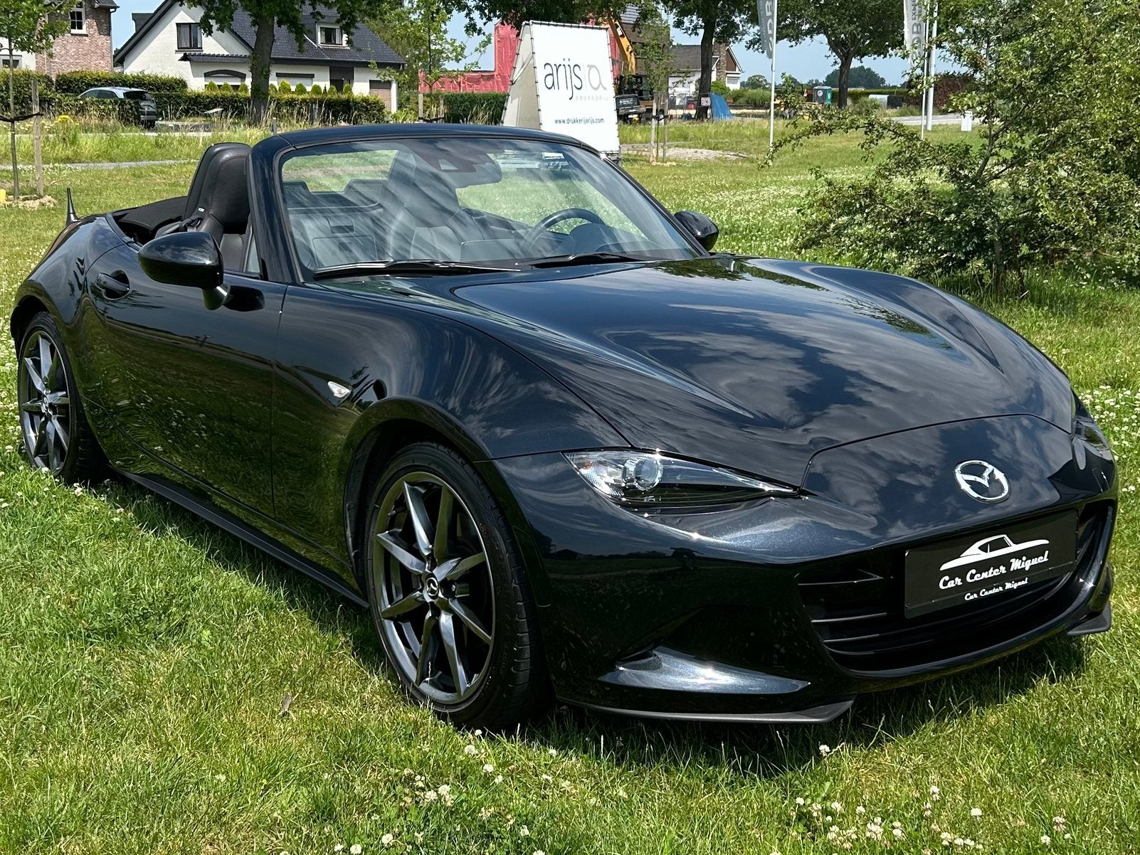 Mazda MX5 ND 2.0l /Sport uitlaat/ Eerste eigenaar, Achterwielaandrijving, 4 cilinders, Cabriolet, Zwart