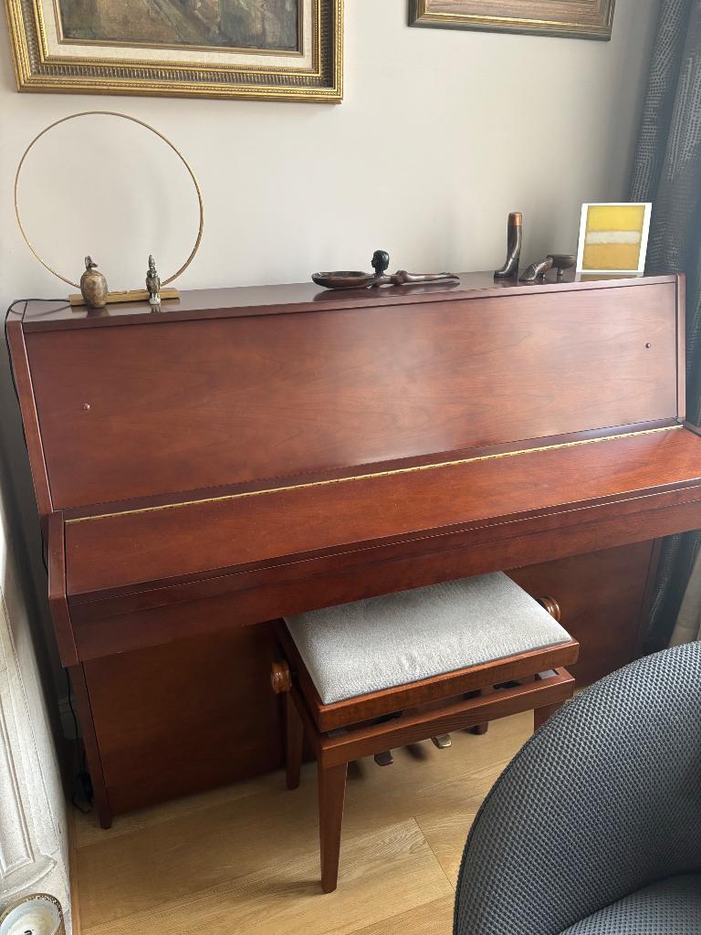 Piano droit, Enlèvement, Utilisé