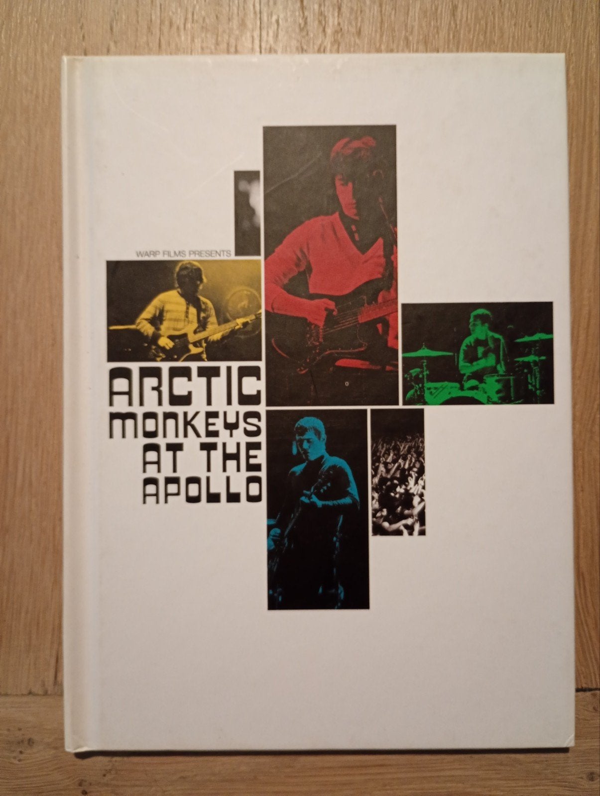 Arctic monkeys at the Apollo DVD live TBE, Enlèvement ou Envoi, Anglais, Digipak, Utilisé