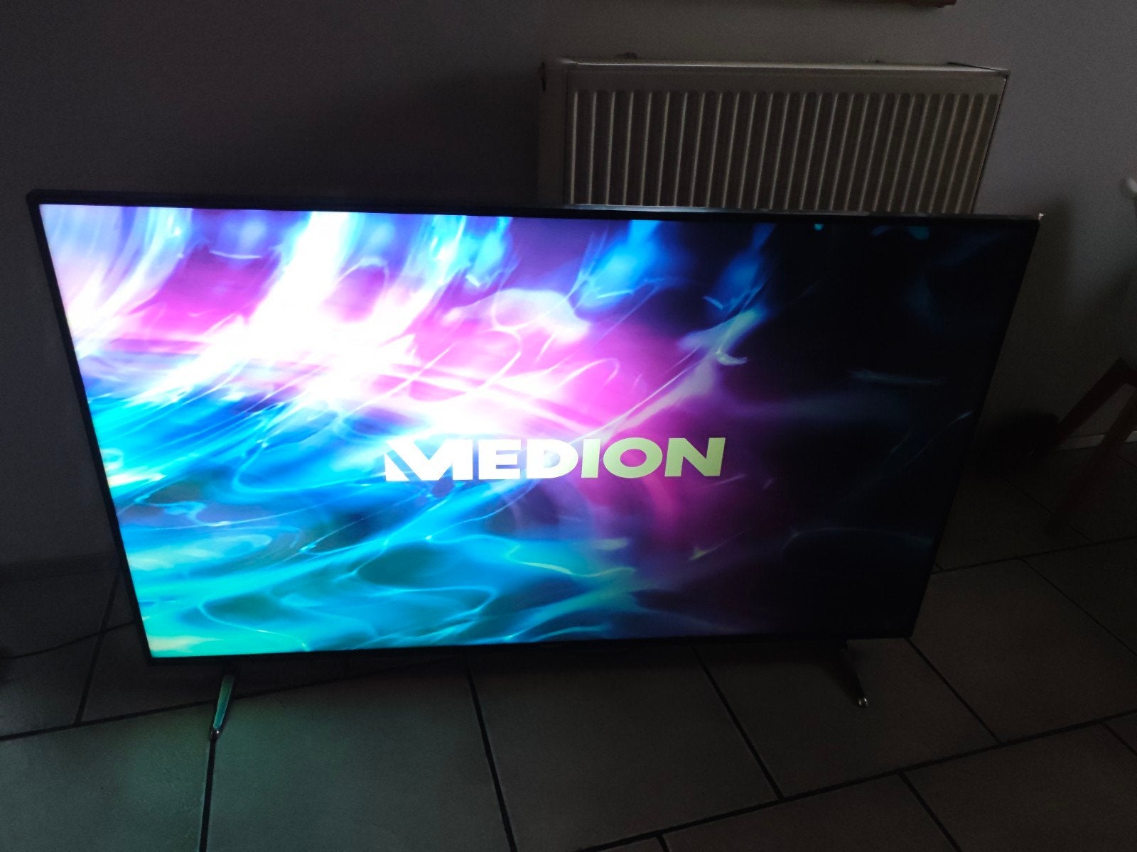 TV MEDION 65" / 165 cm – en panne – à réparer ou pour pièces, TV, Hi-fi & Vidéo, Enlèvement, LED