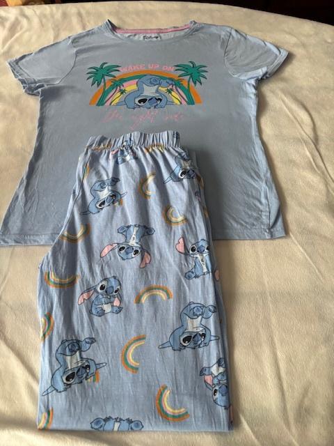 Disney pyjama Stitch taille XS / EUR 34-36, Primark, Enlèvement, Comme neuf, Taille 34 (XS) ou plus petite