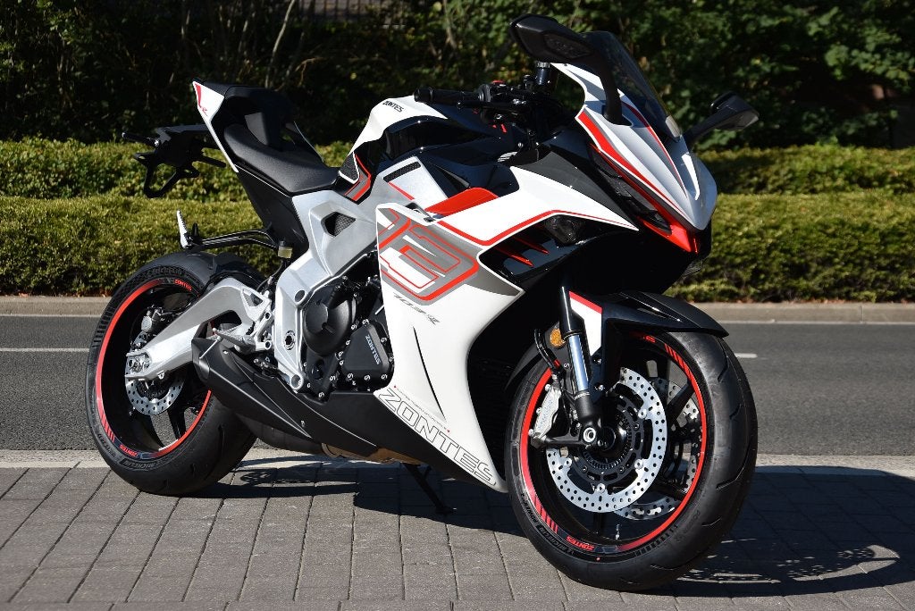 ZONTES - 703 RR - COURSE AVEC UN VRAI PILOTE, Permis Moto A, Entreprise, Plus de 35 kW, Zontes