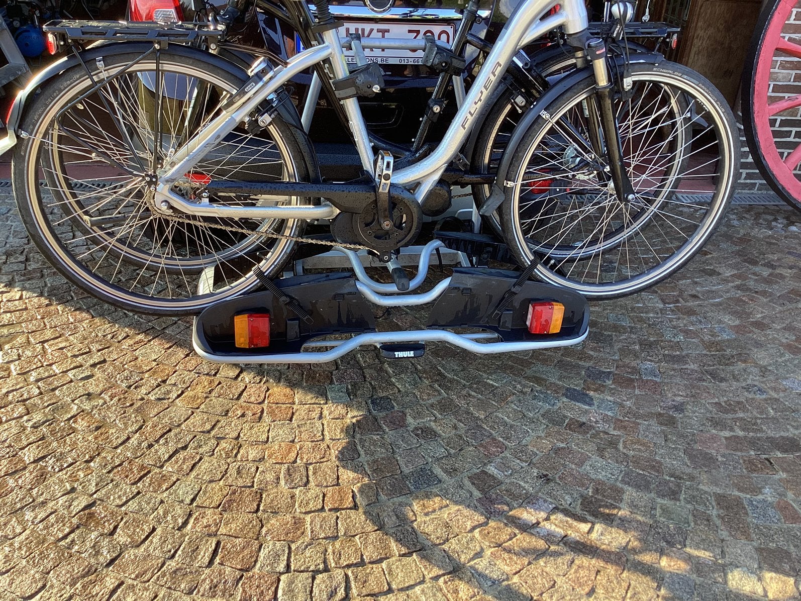Fietsendrager Thule, Auto diversen, Fietsendragers, Ophalen, Gebruikt, 2 fietsen, Trekhaakdrager