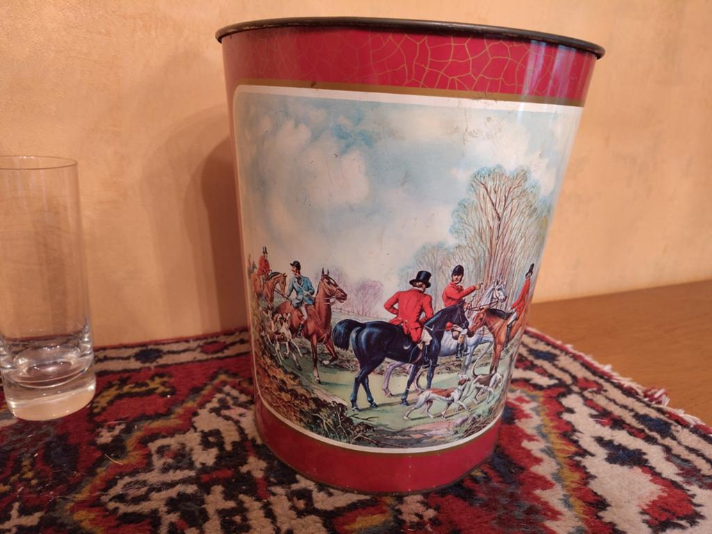 Poubelle en métal avec scène de chasse, Antiquités & Art, Enlèvement