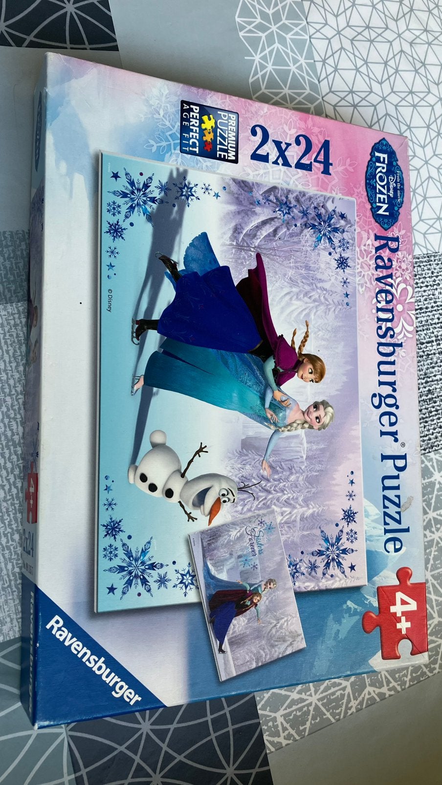 Puzzel Frozen 2 stuks, Kinderen en Baby's, Speelgoed | Kinderpuzzels, Ophalen, Gebruikt