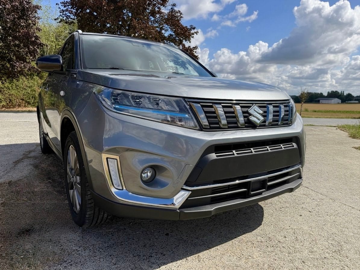 SUZUKI VITARA MILDHYBRIDE 2022 MANUELLE FULL OPTION, Auto's, Dealer onderhouden, Stof, 4 cilinders, 95 kW