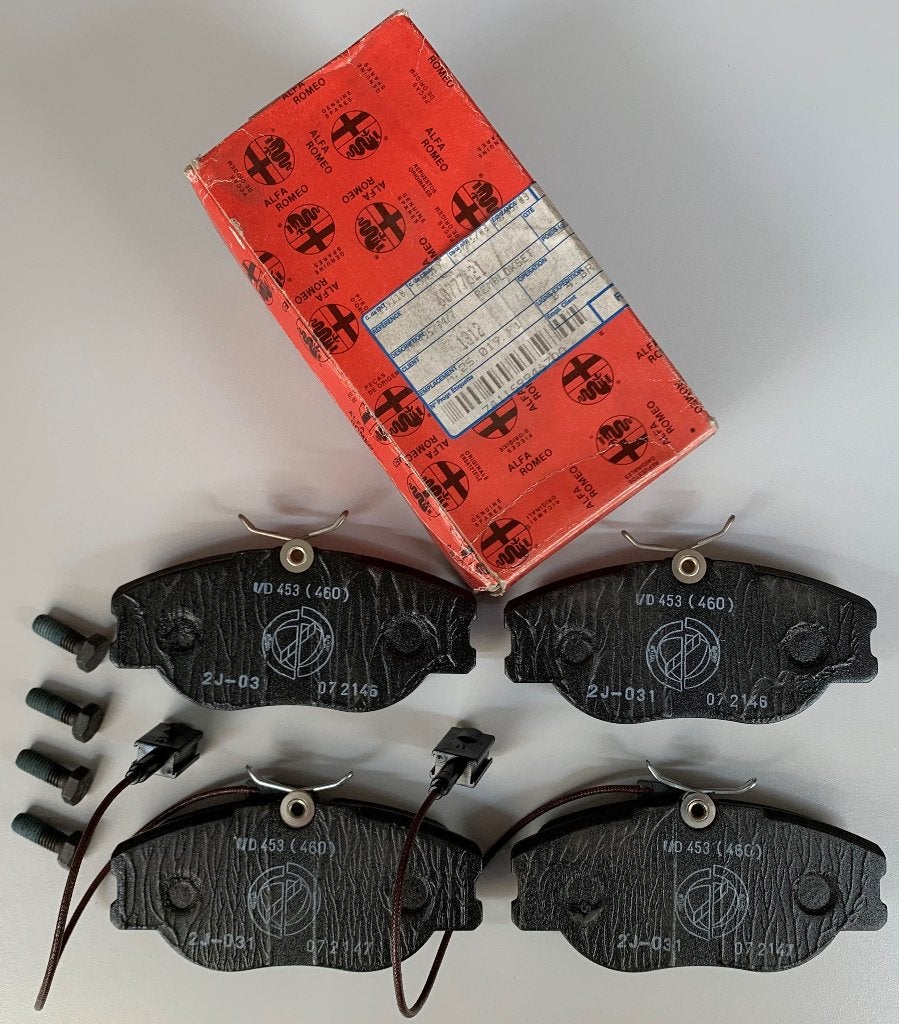 Alfa Romeo 155 _ jeu de plaquettes de frein avant _ 60777621, Autos : Pièces & Accessoires, Enlèvement ou Envoi, Neuf, Alfa Romeo