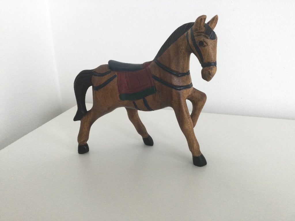 Cheval en bois, Enlèvement, Peint, Bois