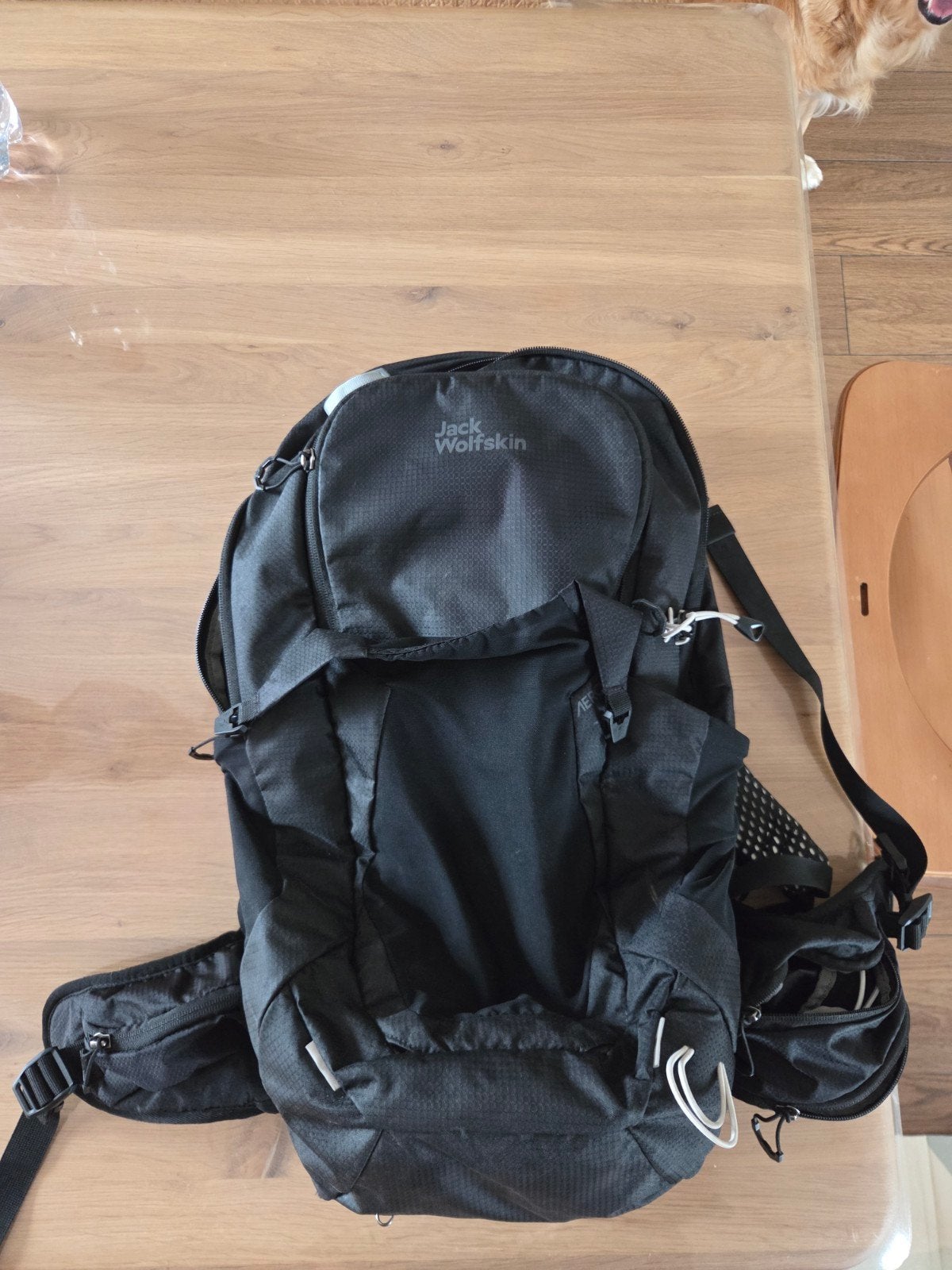 Jack wolfskin backpack, Ophalen