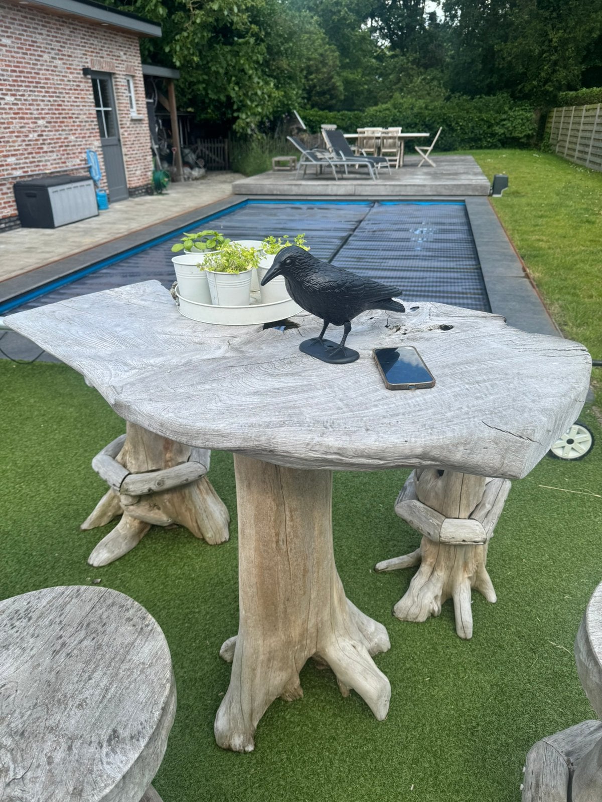 Indonesische stijl , hard hout. Set kost nieuw 1000€. Nu 300, Tuin en Terras, Ophalen, Zo goed als nieuw, Hout