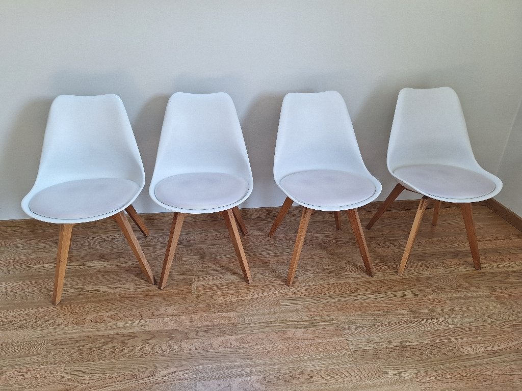 4 kuipstoelen met eiken onderstel, Huis en Inrichting, Gebruikt, Wit, Vier, Ophalen