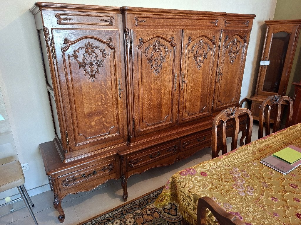 Massief Eik – Dressoir – met Rococo-stijl houtsnijwerk, Antiek en Kunst, Antiek | Meubels | Kasten, Ophalen