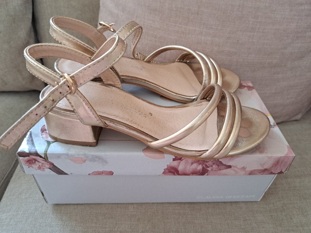 Sandalen meisjes maat 34 goud rose, Gebruikt, Meisje, Schoenen, Ophalen of Verzenden