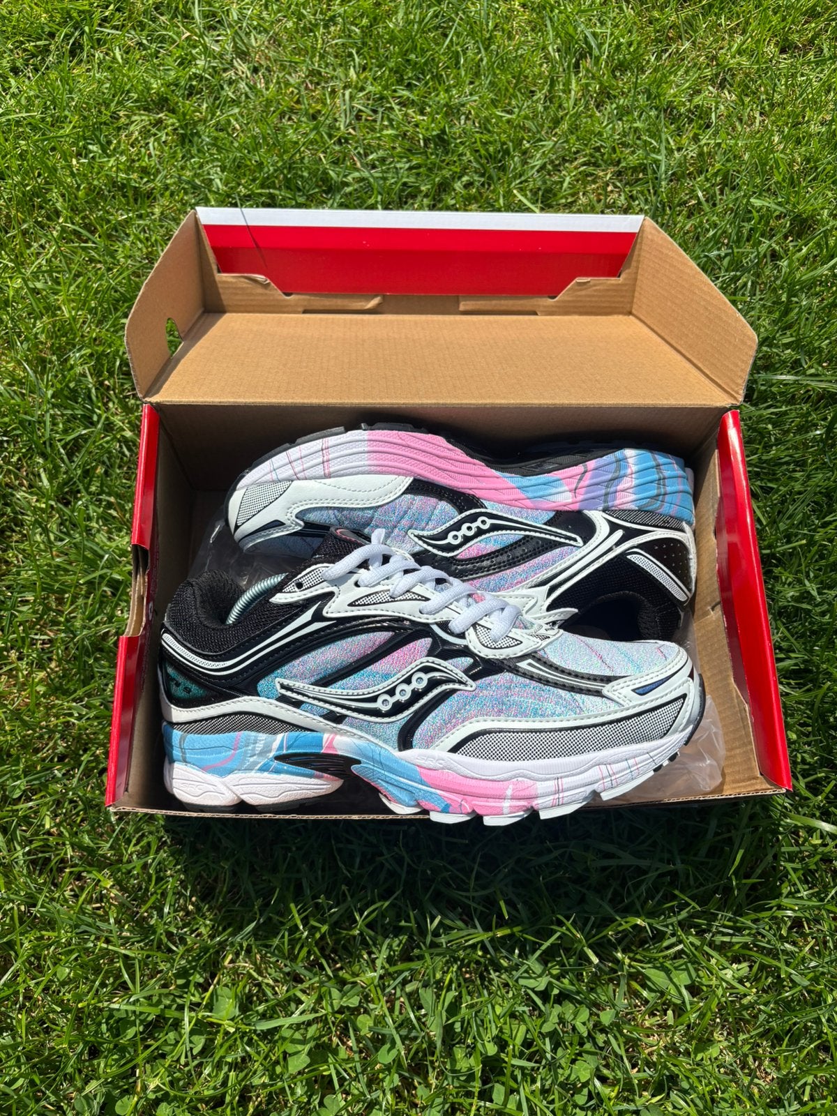 Saucony ProGrid Omni 9X Callen Schwaub, Enlèvement ou Envoi, Neuf, Blanc, Baskets