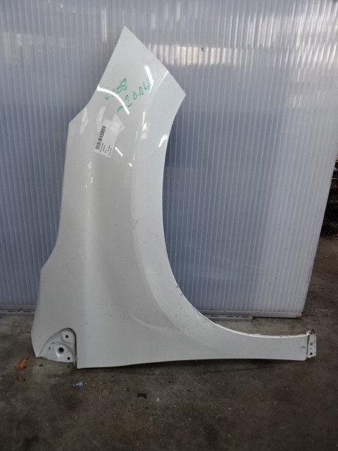 AILE AVANT DROITE Peugeot 2008 (CU) (01-2013/12-2019), Autos : Pièces & Accessoires, Utilisé, Droite, Peugeot, Garde-boue