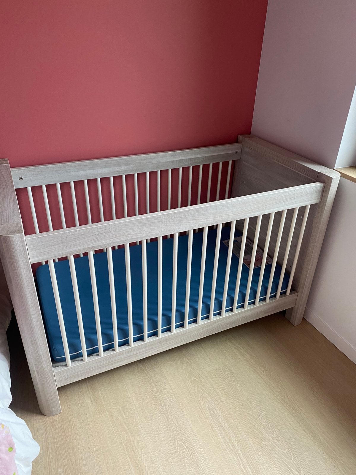 Babybed (incl. matras) en verzorgingstafel, Kinderen en Baby's, Ophalen, Gebruikt