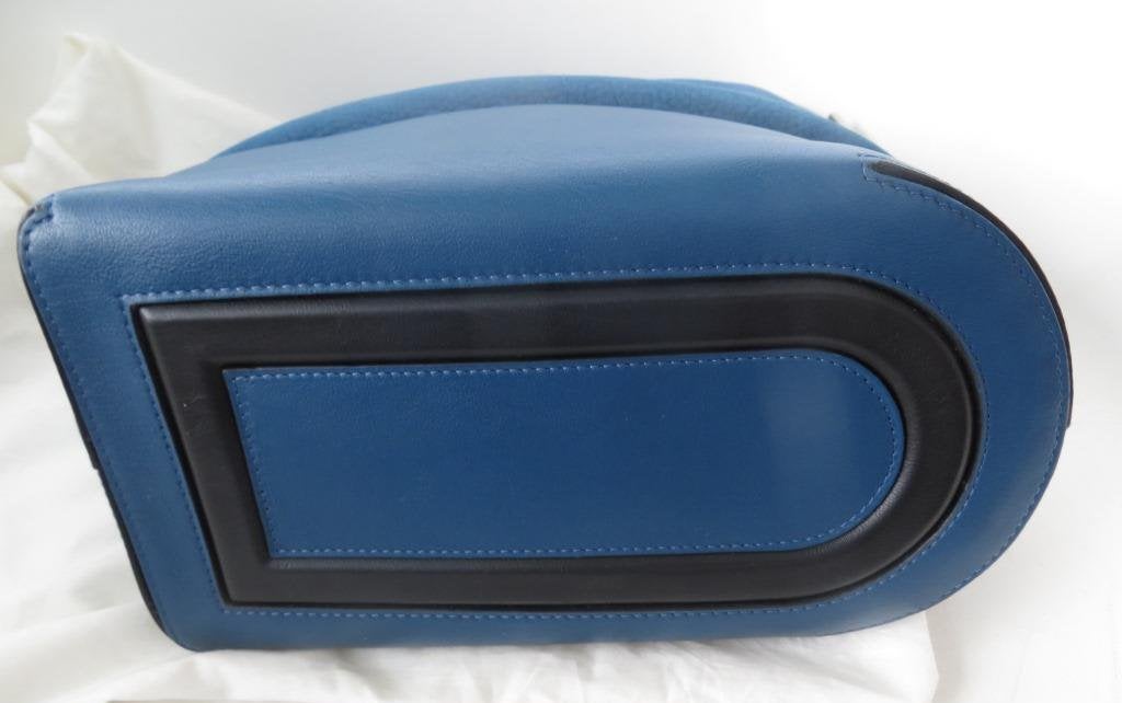 Handtas of schoudertas Delvaux Every D hobo PM, Ophalen of Verzenden, Gebruikt, Blauw, Handtas